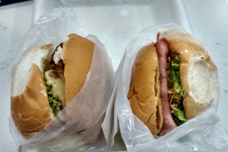 Farofa’s Lanches